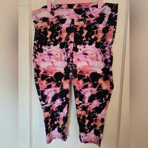 Torrid NWOT Pink and Black Tie-Dye Leggings Size 3